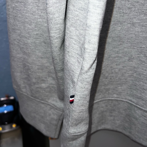 Tommy Hilfiger Half-Zip Sweatshirt - Picture 4 of 4